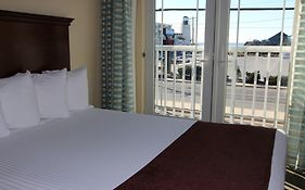 Gold Leaf Hotel Of Dewey